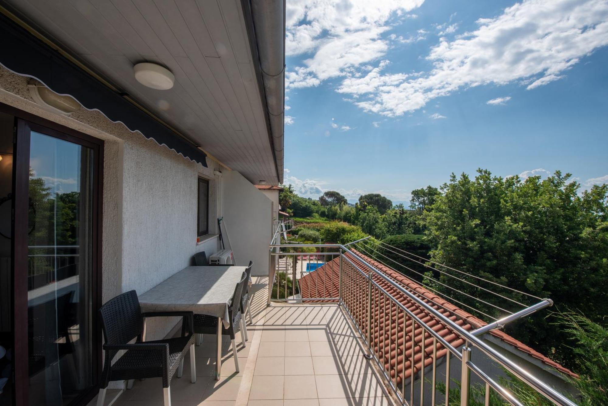 Apartments Dorijan With Pool Matulji Chambre photo